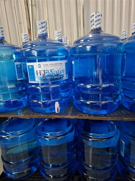 Nước uống đóng bình HTWater loại bình 20 lít